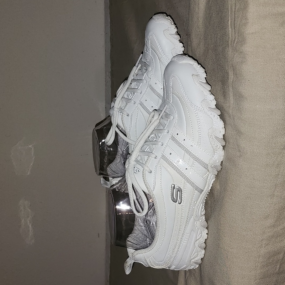 Skechers womens size 9 sneakers